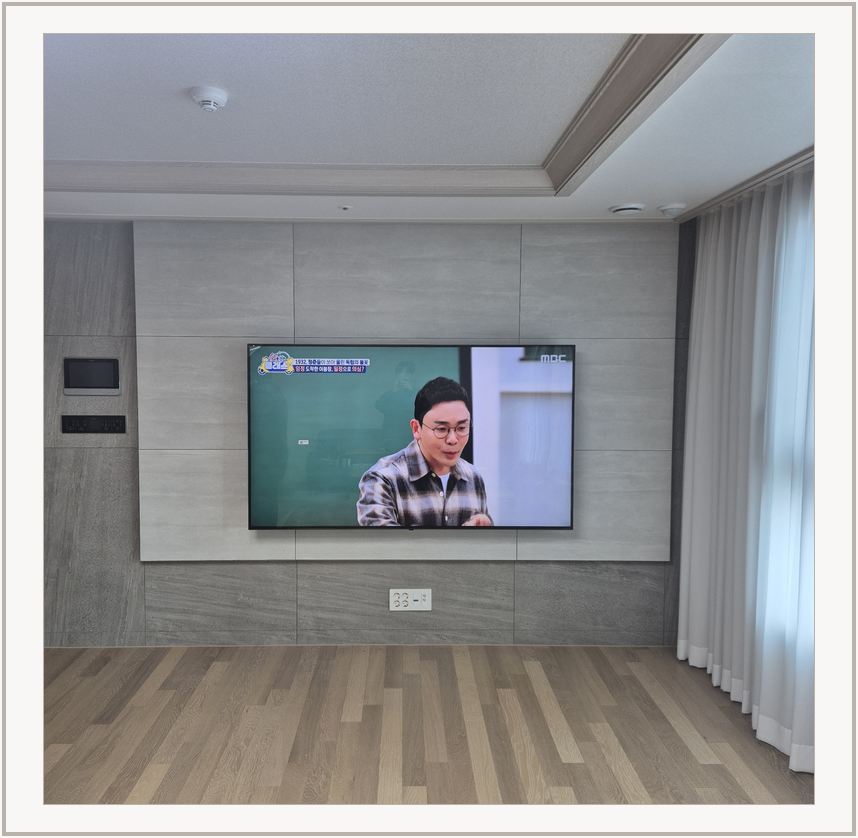 여주 · 이천 · 안성 벽걸이TV 설치 시 화면 위치를 참고할 수 있는 사진 1